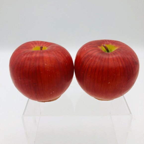 Realistic Macintosh Apple Scented Candle Set of 2 - Picture 2 of 9